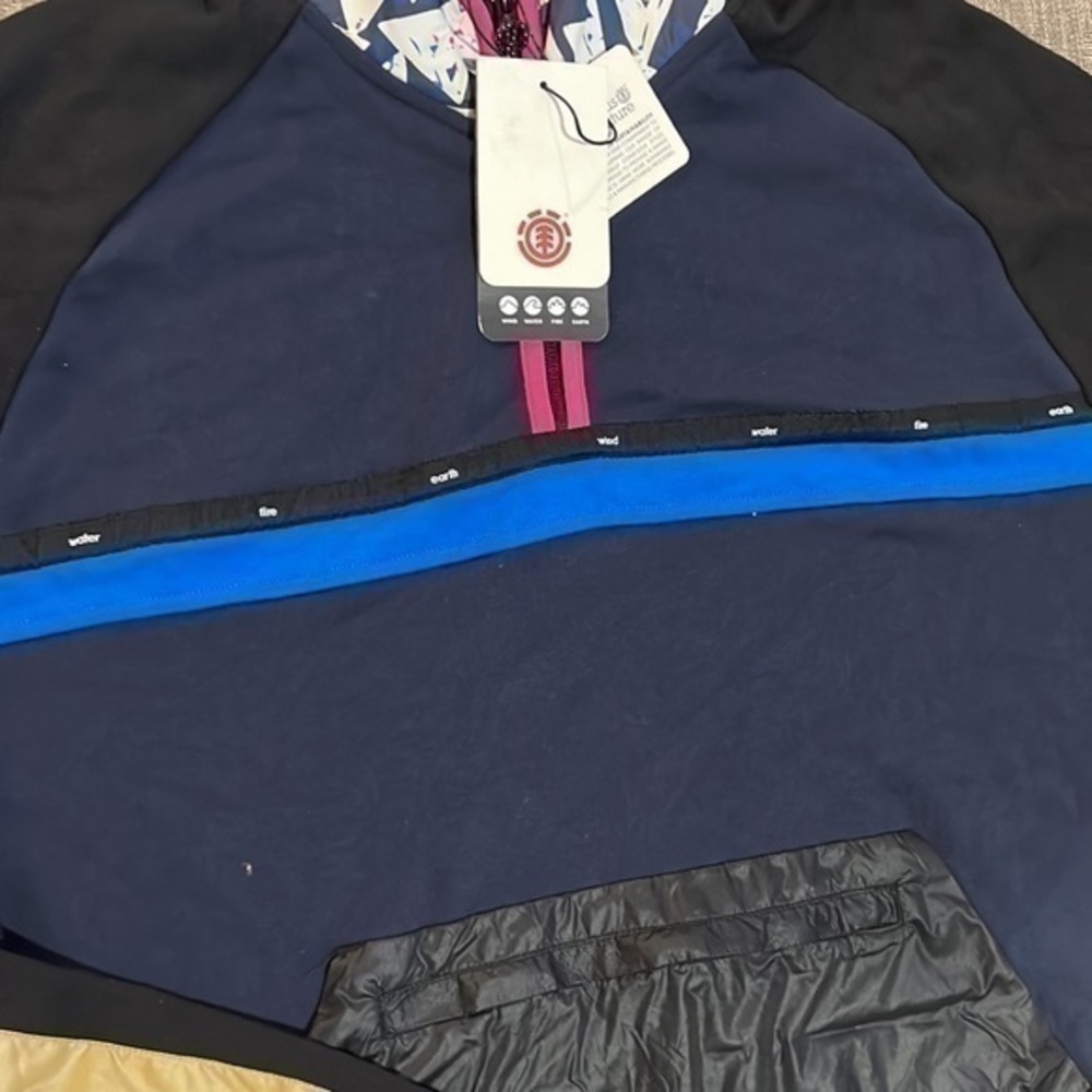 Element Fleece - Picture 4 of 9